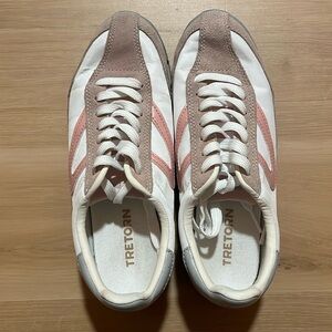 Tretorn sneakers!